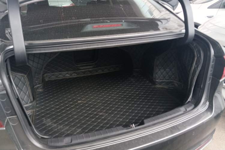 Used CHANGAN Ruicheng CC 2021 Blue Whale Edition 1.5T DCT Prestige Model Trunk