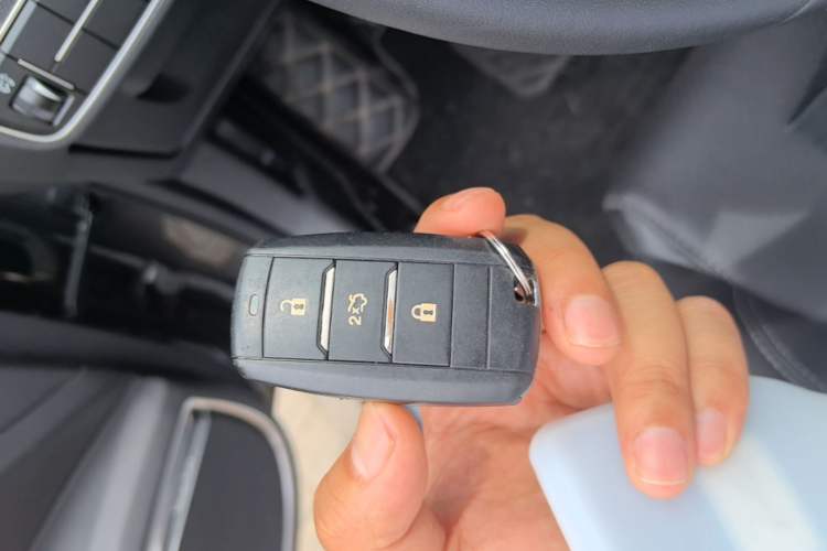 Used CHANGAN Ruicheng CC 2021 Blue Whale Edition 1.5T DCT Luxury Model Vehicle Key
