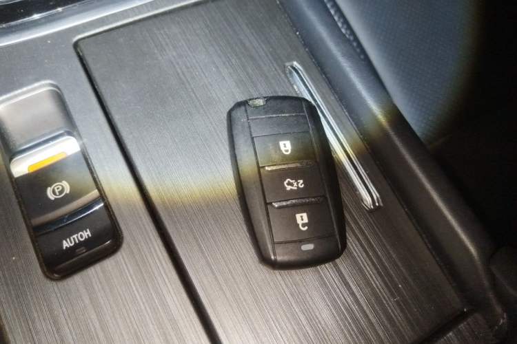 Used CHANGAN Ruicheng CC 2021 Blue Whale Edition 1.5T DCT Prestige Model Vehicle Key