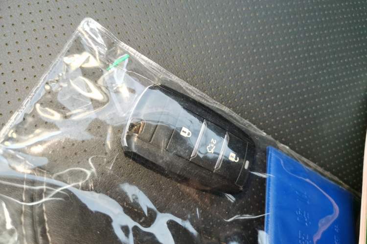 Used CHANGAN Ruicheng CC 2021 Blue Whale Edition 1.5T DCT Luxury Model Vehicle Key