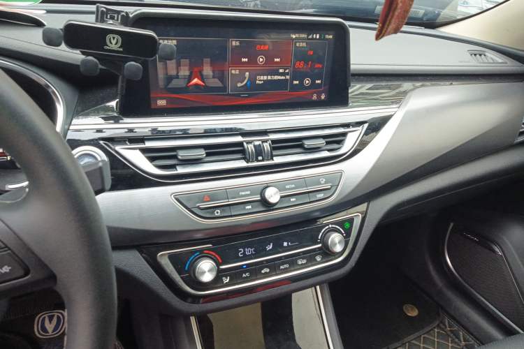 Used CHANGAN Ruicheng CC 2021 Blue Whale Edition 1.5T DCT Prestige Model Audio And AC Panel