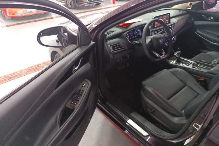 Used CHANGAN Ruicheng CC 2021 Blue Whale Edition 1.5T DCT Luxury Model Driver Seat