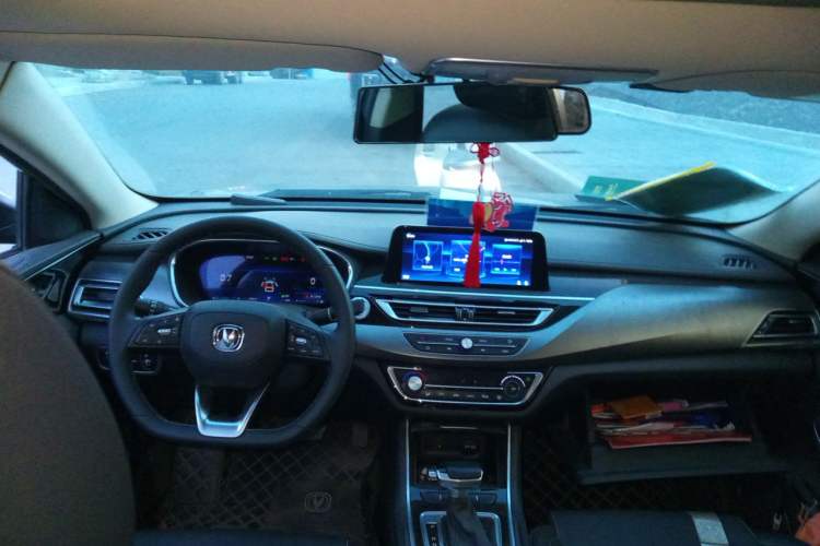 Used CHANGAN Ruicheng CC 2021 Blue Whale Edition 1.5T DCT Prestige Model Headliner