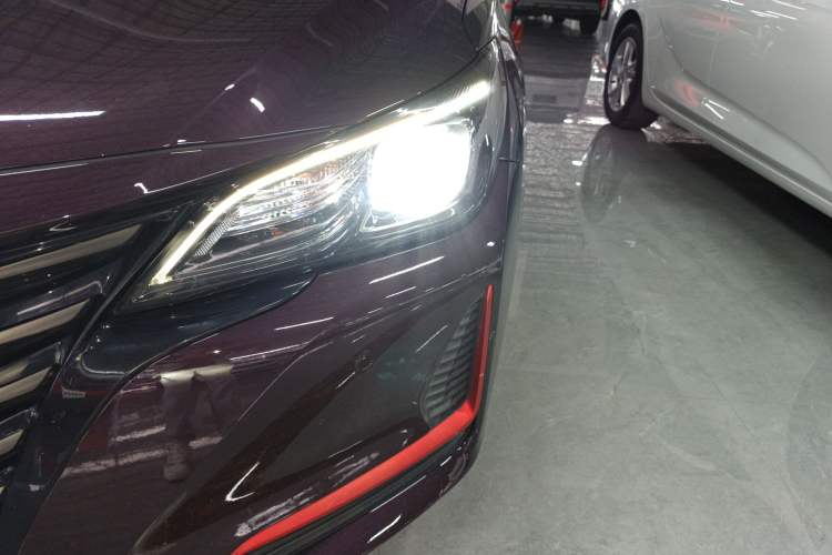 Used CHANGAN Ruicheng CC 2021 Blue Whale Edition 1.5T DCT Luxury Model Left Front Headlight