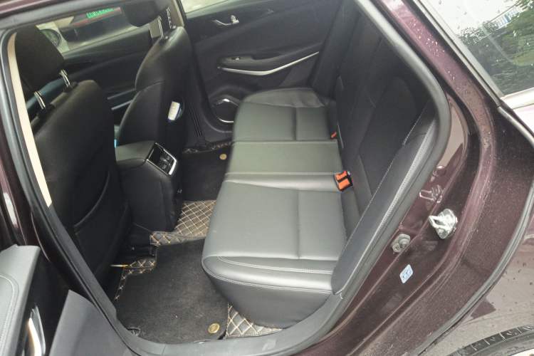 Used CHANGAN Ruicheng CC 2021 Blue Whale Edition 1.5T DCT Prestige Model Left Rear Seat