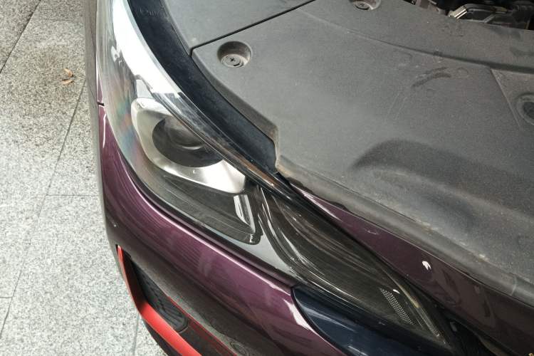 Used CHANGAN Ruicheng CC 2021 Blue Whale Edition 1.5T DCT Prestige Model Right Front Headlight