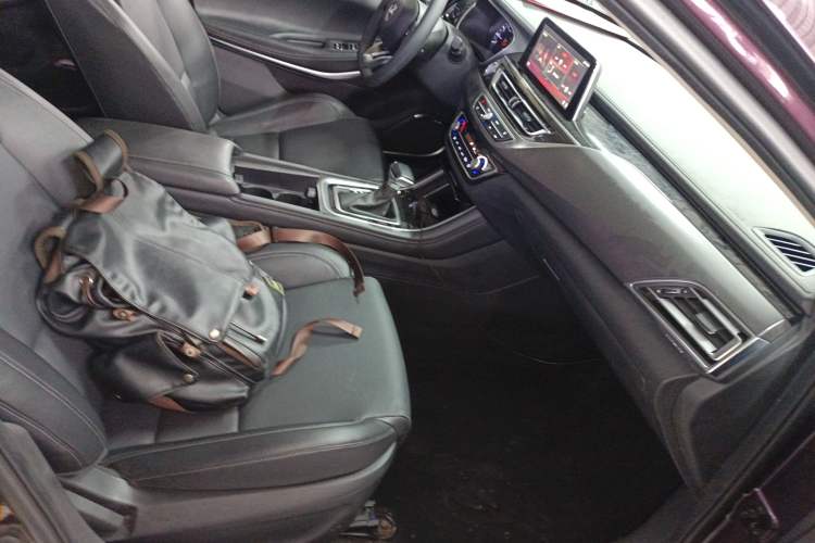 Used CHANGAN Ruicheng CC 2021 Blue Whale Edition 1.5T DCT Luxury Model Right Front Seat