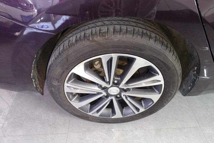 Used CHANGAN Ruicheng CC 2021 Blue Whale Edition 1.5T DCT Luxury Model Right Rear Wheel Hub