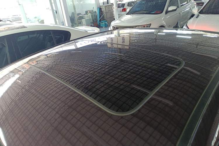 Used CHANGAN Ruicheng CC 2021 Blue Whale Edition 1.5T DCT Luxury Model Roof