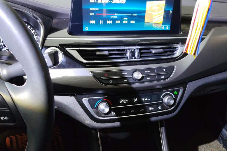 Used CHANGAN Ruicheng CC 2021 Blue Whale Edition 1.5T DCT Luxury Model Audio And AC Panel