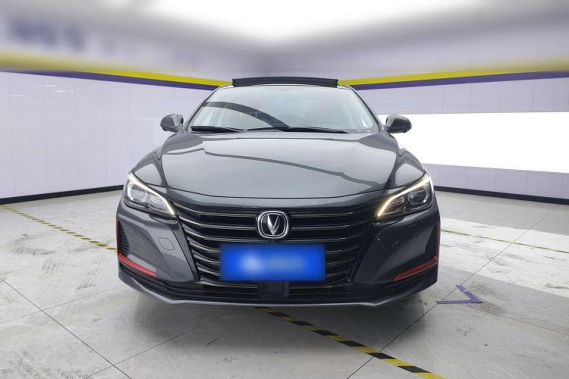 Used CHANGAN Ruicheng CC 2021 Blue Whale Edition 1.5T DCT Prestige Model Front