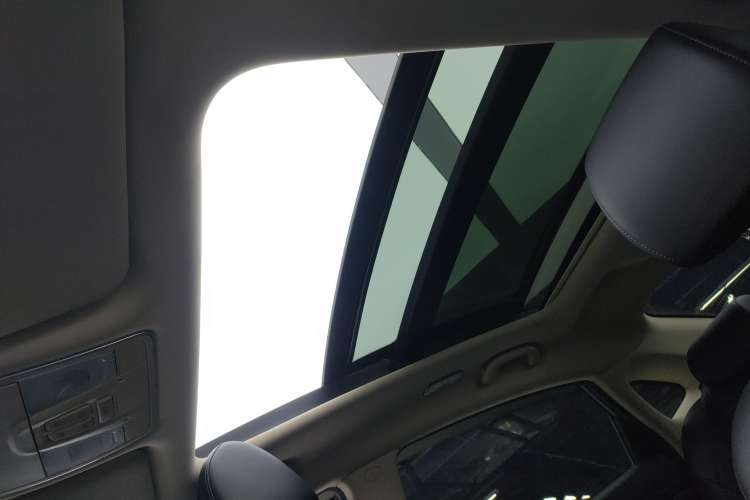 Used CHANGAN Ruicheng CC 2021 Blue Whale Edition 1.5T DCT Prestige Model Headliner