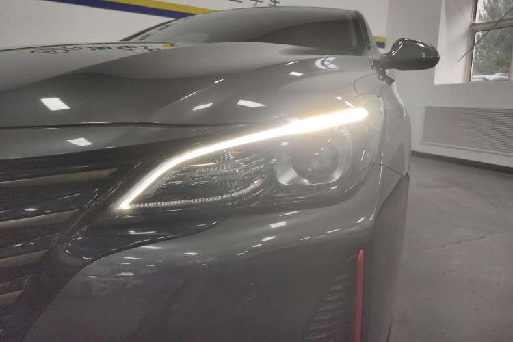 Used CHANGAN Ruicheng CC 2021 Blue Whale Edition 1.5T DCT Luxury Model Left Front Headlight