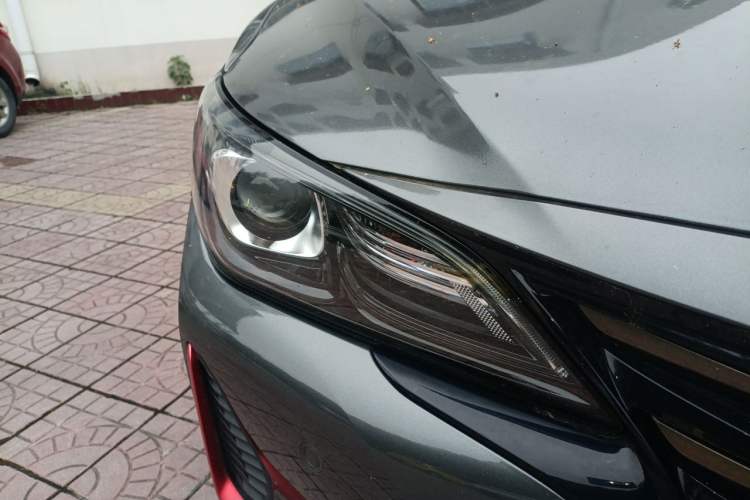 Used CHANGAN Ruicheng CC 2021 Blue Whale Edition 1.5T DCT Prestige Model Right Front Headlight