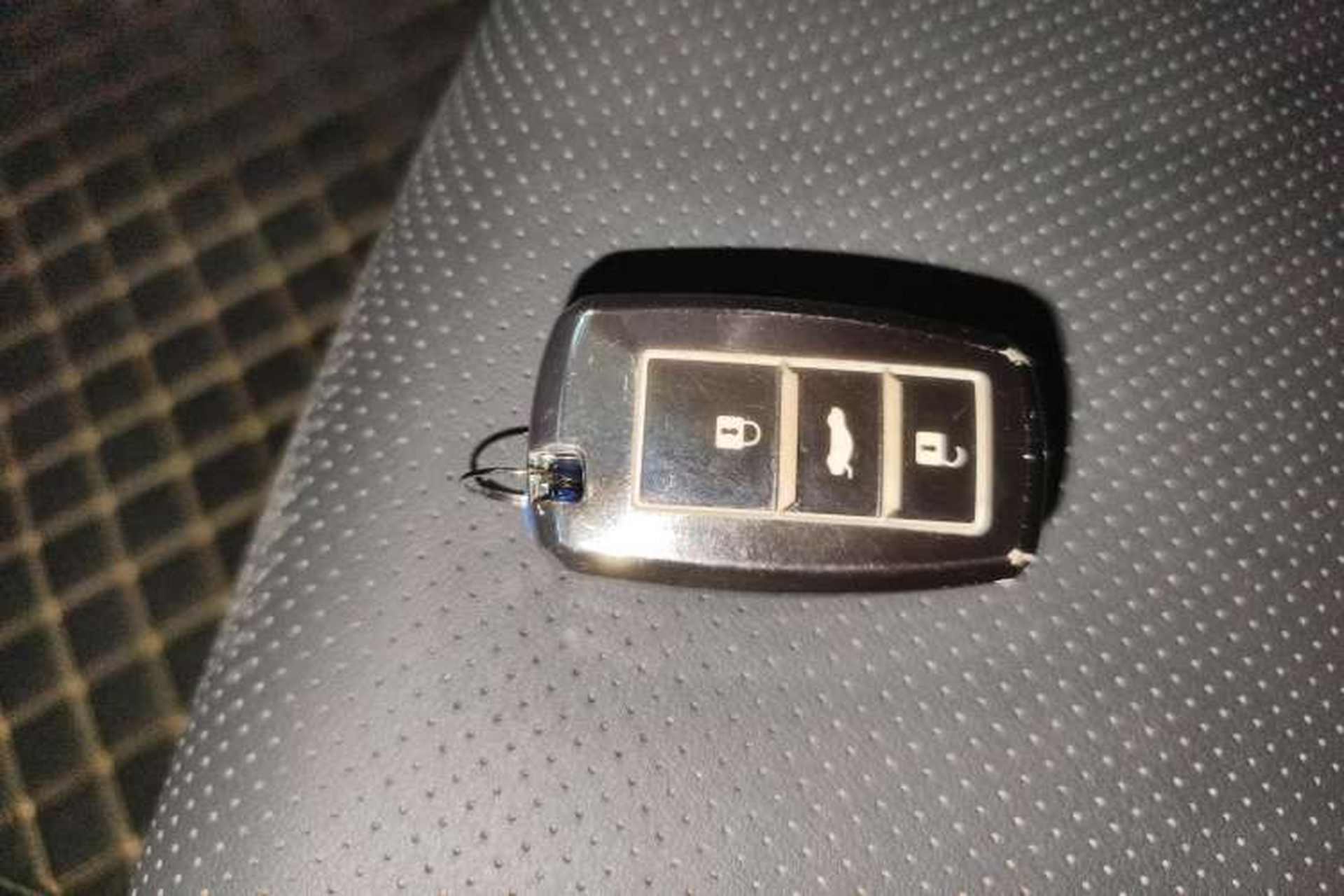 Used CHANGAN Ruicheng CC 2021 Blue Whale Edition 1.5T DCT Luxury Model Vehicle Key