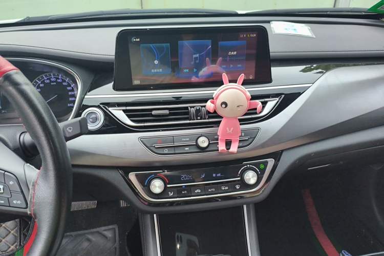 Used CHANGAN Ruicheng CC 2021 Blue Whale Edition 1.5T DCT Luxury Model Audio And AC Panel