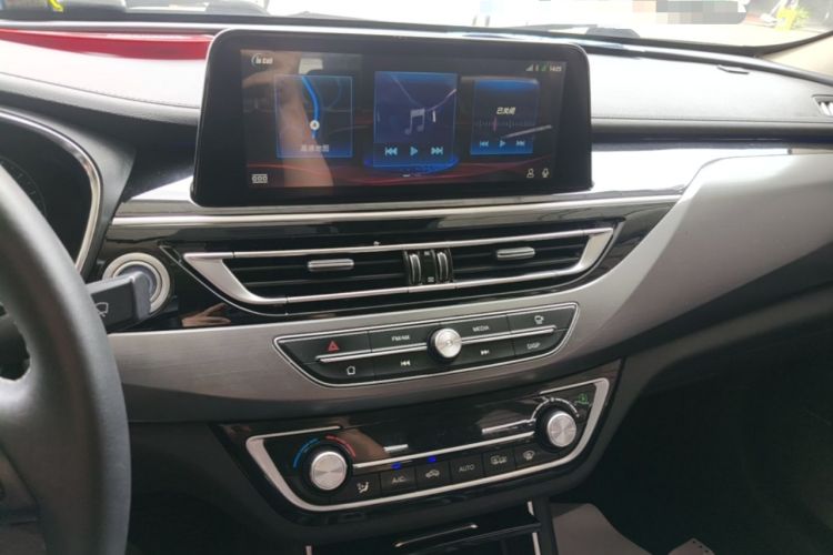 Used CHANGAN Ruicheng CC 2021 Blue Whale Edition 1.5T DCT Flagship Model Audio And AC Panel