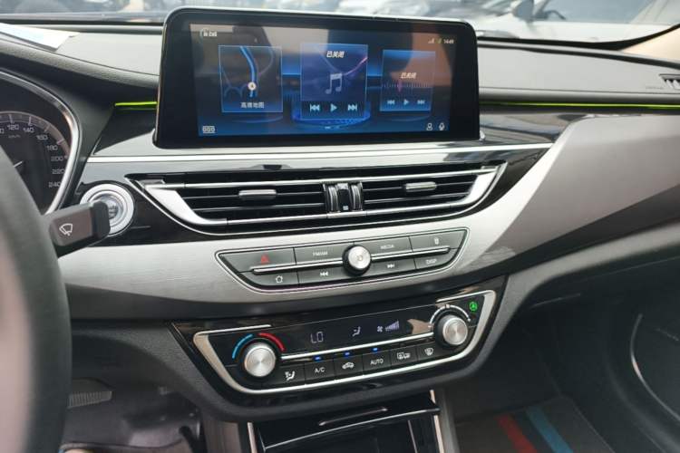 Used CHANGAN Ruicheng CC 2021 Blue Whale Edition 1.5T DCT Luxury Model Audio And AC Panel