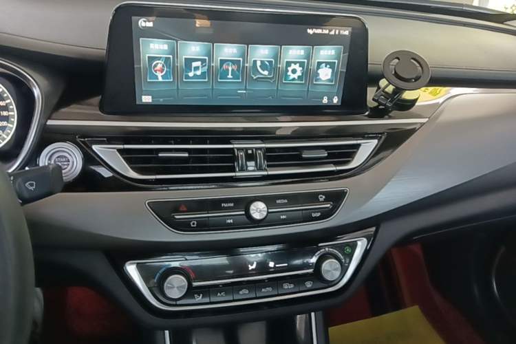 Used CHANGAN Ruicheng CC 2021 Blue Whale Edition 1.5T DCT Prestige Model Audio And AC Panel
