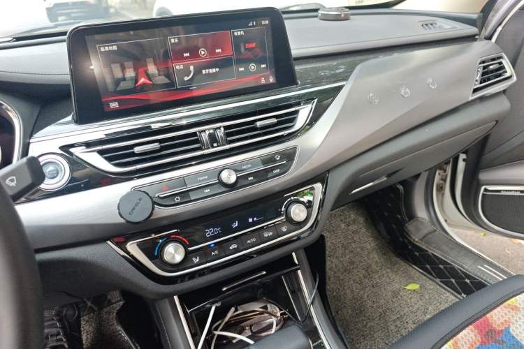 Used CHANGAN Ruicheng CC 2021 Blue Whale Edition 1.5T DCT Prestige Model Audio And AC Panel