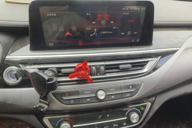 Used CHANGAN Ruicheng CC 2021 Blue Whale Edition 1.5T DCT Luxury Model Audio And AC Panel
