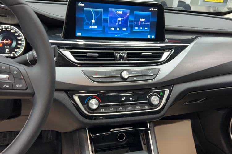 Used CHANGAN Ruicheng CC 2021 Blue Whale Edition 1.5T DCT Prestige Model Audio And AC Panel