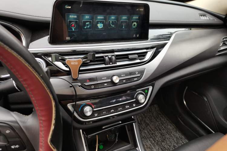 Used CHANGAN Ruicheng CC 2021 Blue Whale Edition 1.5T DCT Prestige Model Audio And AC Panel
