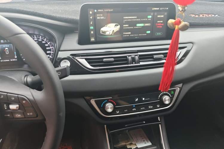 Used CHANGAN Ruicheng CC 2021 Blue Whale Edition 1.5T DCT Prestige Model Audio And AC Panel