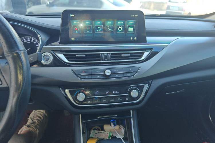 Used CHANGAN Ruicheng CC 2021 Blue Whale Edition 1.5T DCT Elite Model Audio And AC Panel