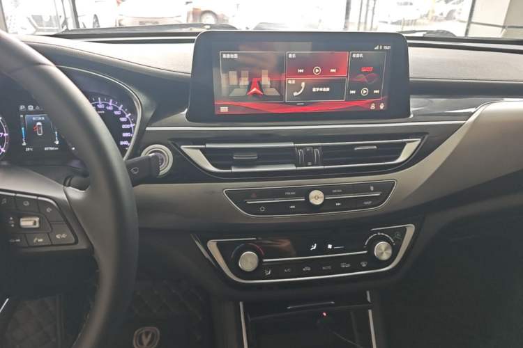 Used CHANGAN Ruicheng CC 2021 Blue Whale Edition 1.5T DCT Luxury Model Audio And AC Panel