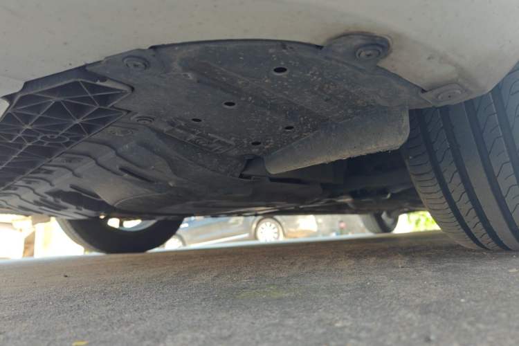 Used CHANGAN Ruicheng CC 2021 Blue Whale Edition 1.5T DCT Elite Model Chassis Front Left