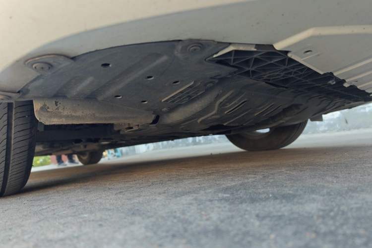 Used CHANGAN Ruicheng CC 2021 Blue Whale Edition 1.5T DCT Elite Model Chassis Front Right