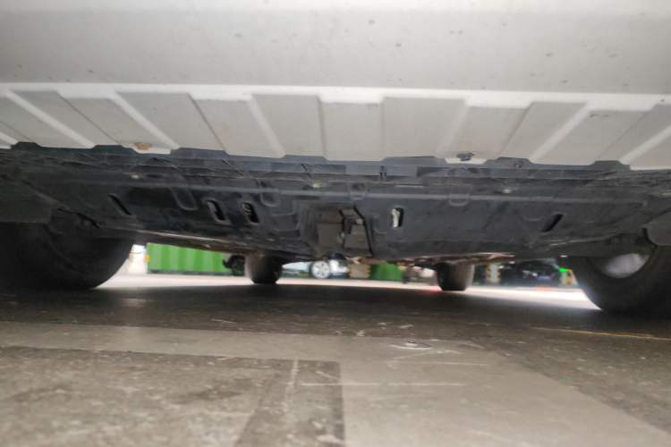 Used CHANGAN Ruicheng CC 2021 Blue Whale Edition 1.5T DCT Luxury Model Chassis Front