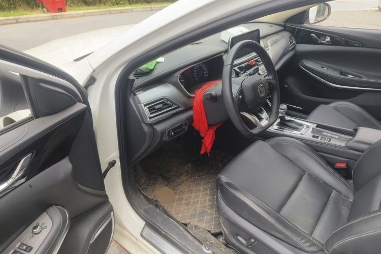 Used CHANGAN Ruicheng CC 2021 Blue Whale Edition 1.5T DCT Luxury Model Driver Seat
