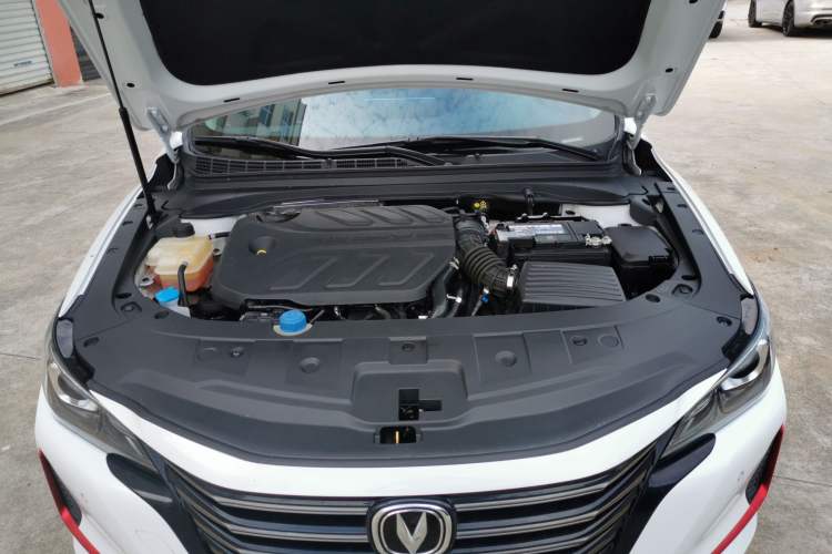 Used CHANGAN Ruicheng CC 2021 Blue Whale Edition 1.5T DCT Luxury Model Engine Bay