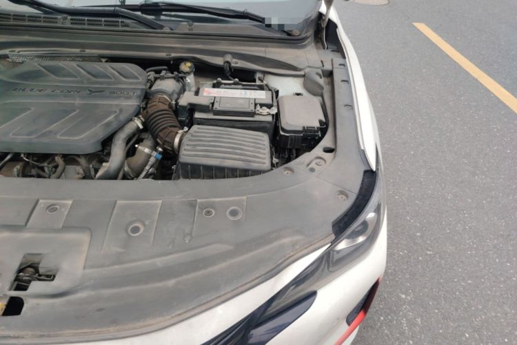 Used CHANGAN Ruicheng CC 2021 Blue Whale Edition 1.5T DCT Luxury Model Engine Bay Left