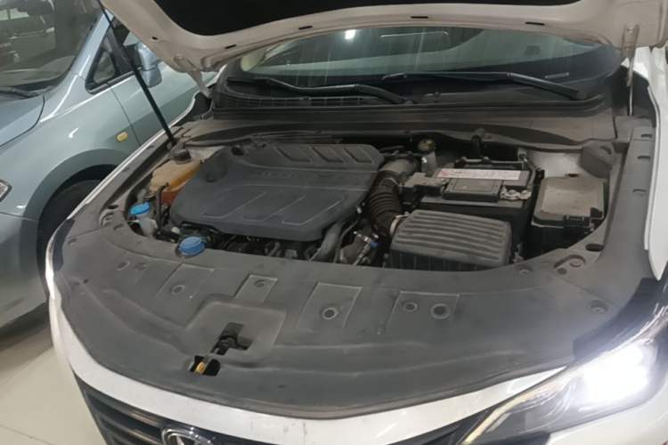 Used CHANGAN Ruicheng CC 2021 Blue Whale Edition 1.5T DCT Luxury Model Engine Bay