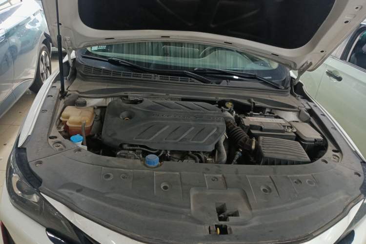 Used CHANGAN Ruicheng CC 2021 Blue Whale Edition 1.5T DCT Luxury Model Engine Bay