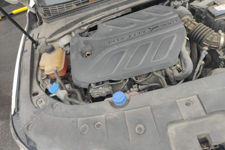 Used CHANGAN Ruicheng CC 2021 Blue Whale Edition 1.5T DCT Prestige Model Engine Bay Right