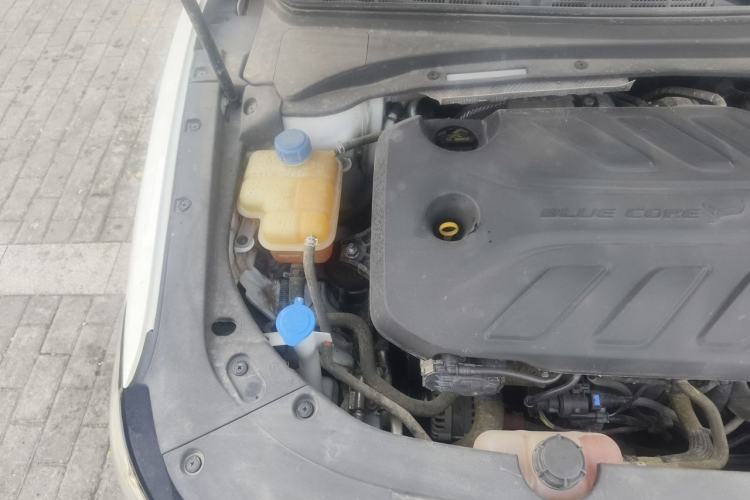 Used CHANGAN Ruicheng CC 2021 Blue Whale Edition 1.5T DCT Luxury Model Engine Bay Right