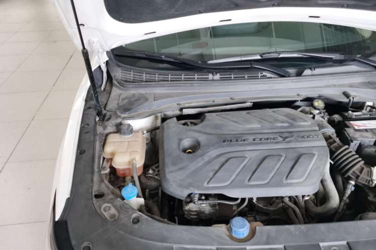 Used CHANGAN Ruicheng CC 2021 Blue Whale Edition 1.5T DCT Prestige Model Engine Bay Right