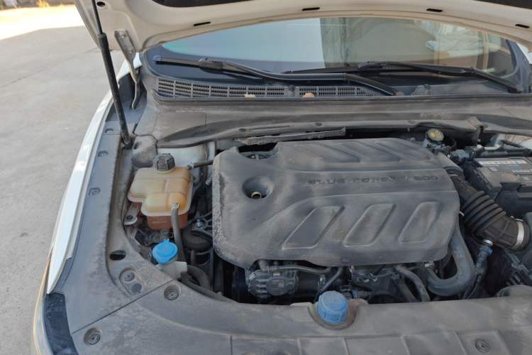 Used CHANGAN Ruicheng CC 2021 Blue Whale Edition 1.5T DCT Elite Model Engine Bay Right
