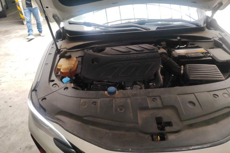 Used CHANGAN Ruicheng CC 2021 Blue Whale Edition 1.5T DCT Luxury Model Engine Bay Right