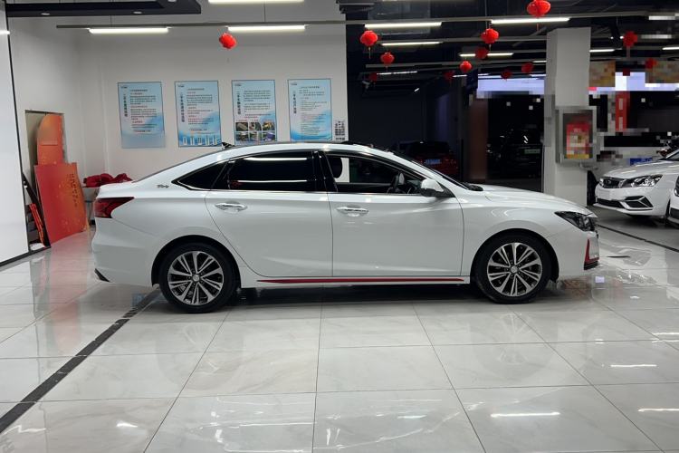 Used CHANGAN Ruicheng CC 2021 Blue Whale Edition 1.5T DCT Prestige Model Exterior 1