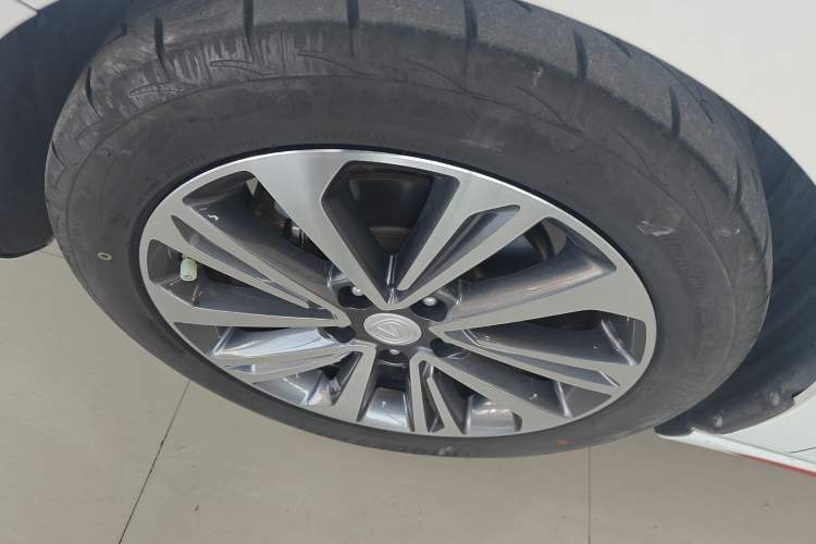 Used CHANGAN Ruicheng CC 2021 Blue Whale Edition 1.5T DCT Luxury Model Exterior 1