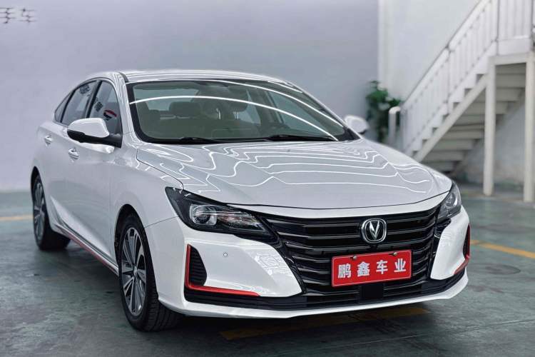 Used CHANGAN Ruicheng CC 2021 Blue Whale Edition 1.5T DCT Luxury Model Exterior 2
