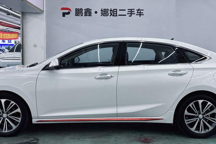 Used CHANGAN Ruicheng CC 2021 Blue Whale Edition 1.5T DCT Luxury Model Exterior 3