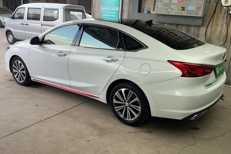 Used CHANGAN Ruicheng CC 2021 Blue Whale Edition 1.5T DCT Prestige Model Exterior 4