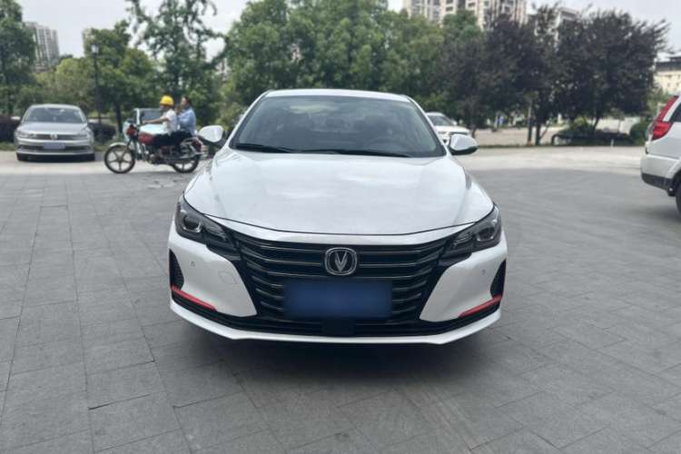 Used CHANGAN Ruicheng CC 2021 Blue Whale Edition 1.5T DCT Luxury Model Exterior 5