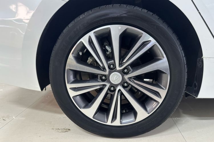 Used CHANGAN Ruicheng CC 2021 Blue Whale Edition 1.5T DCT Luxury Model Exterior 9
